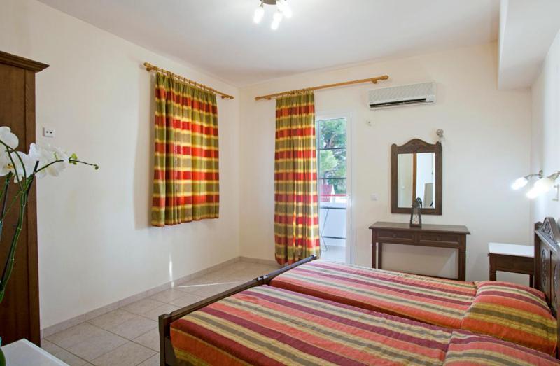 Aparthotel Pefkos Filoxenia Pefki Zimmer foto